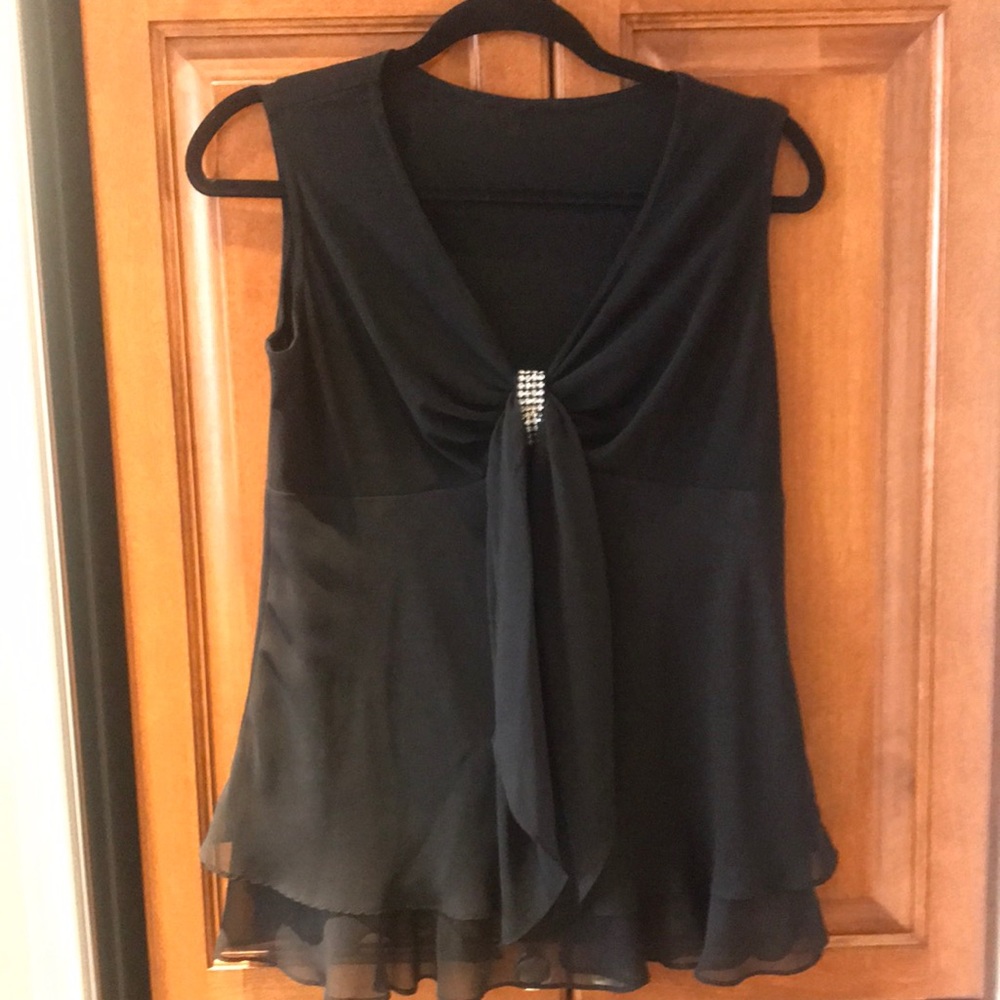 Sleeveless blouse